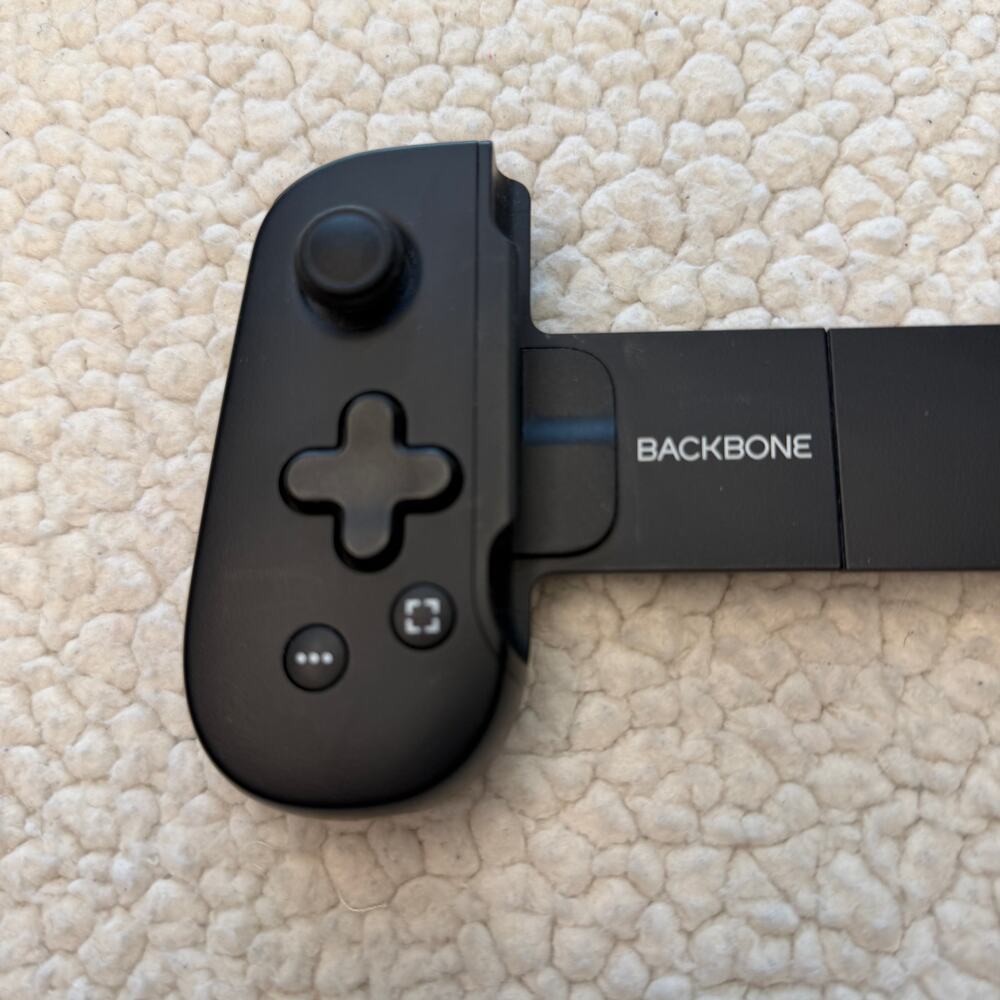 Backbone One Gaming Controller for iPhone, Lightning adapter only - Picture 2 of 8